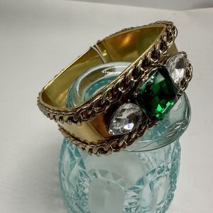 Bijou Drive Green And White Stones with gold chain Square bracelet